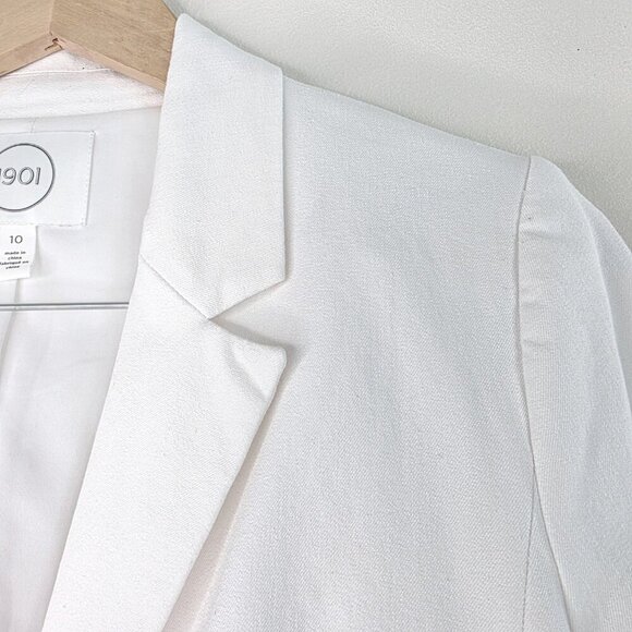 1901 Women's White Blazer - Picture 13 of 16